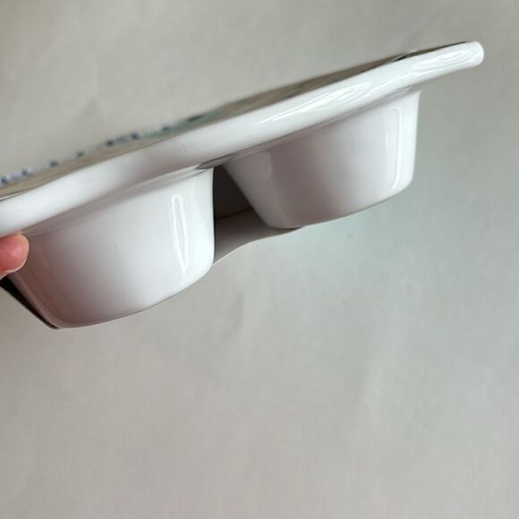 New Martha Stewart Macy’s Ceramic Muffin Pan Blue White 6 Well - Picture 5 of 6